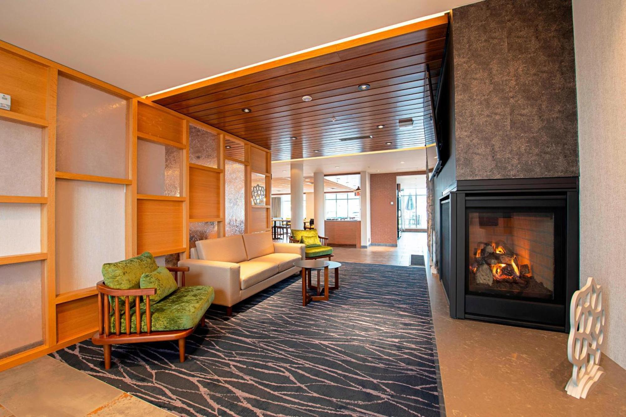 Fairfield Inn & Suites By Marriott Duluth Waterfront Exterior foto